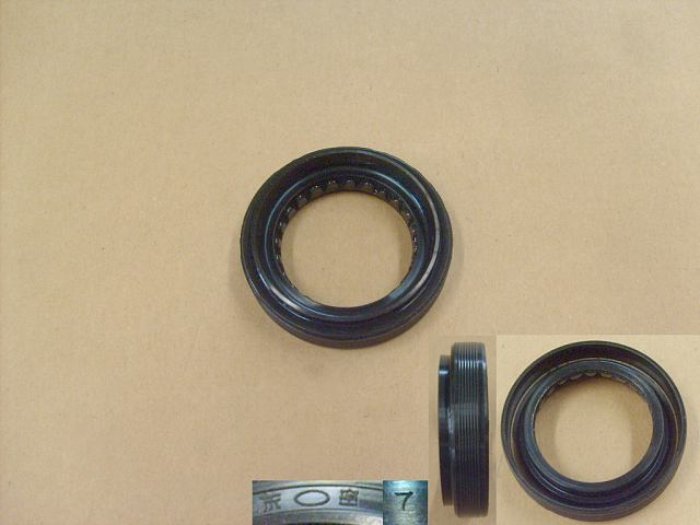2402900-M18