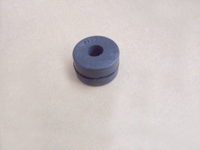 8105017-M00