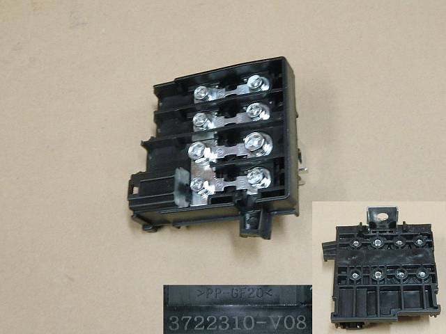 3722310-V08